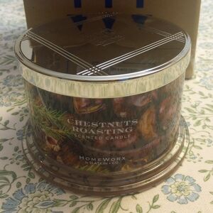 Homeworx 4 wick candle Chestnuts Roasting